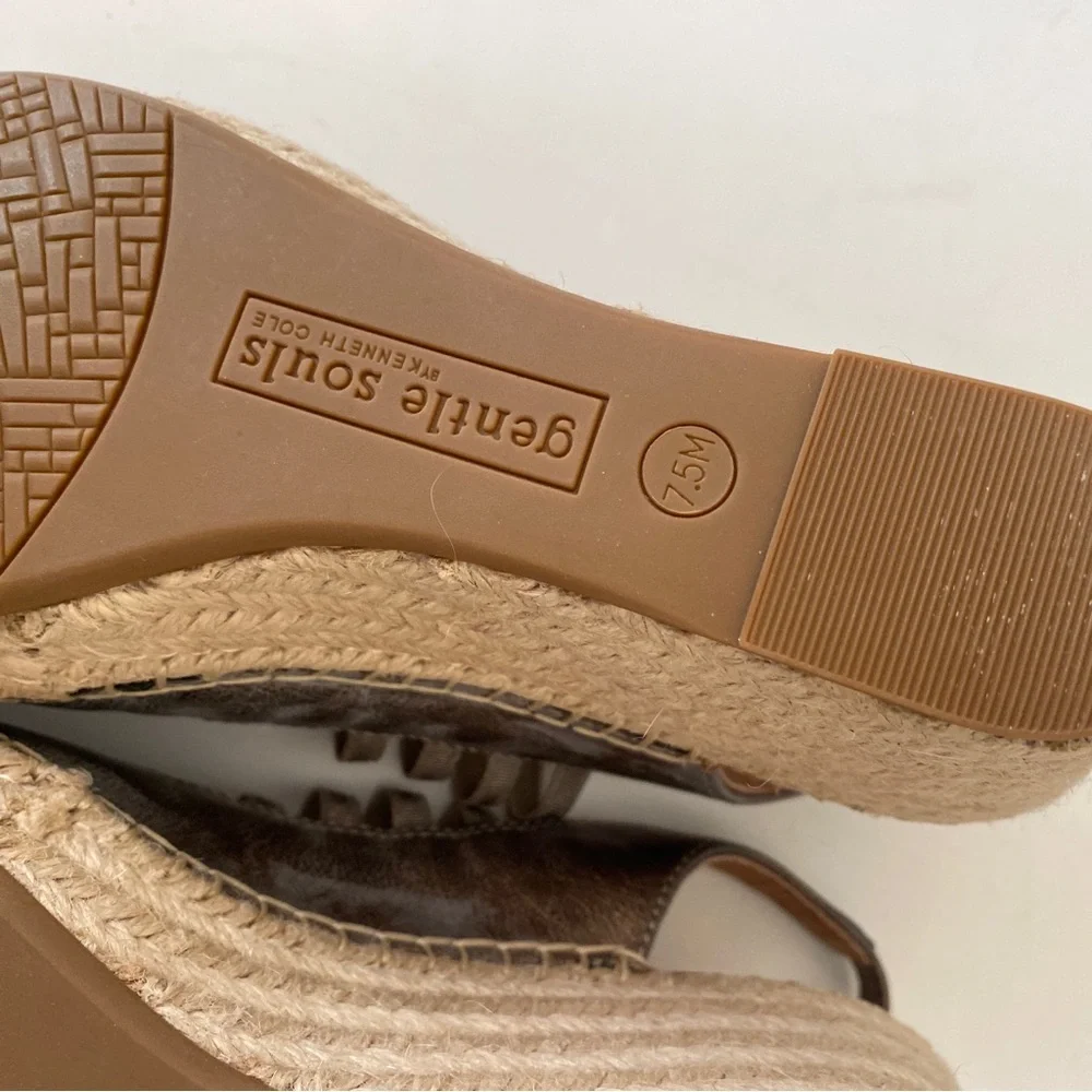 Gentle Souls || Strappy Espadrille Wedges Silver Pewter Metallic‎ 7.5